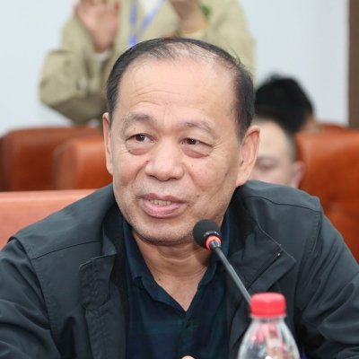 郭振河-中国人民解放军中部战区总医院原骨科主任、主任医师