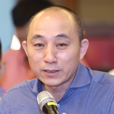 左立-北京大学人民医院肾内科主任、教授、博士生导师